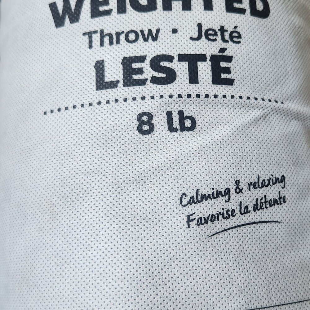 Weighted Throw Filled With Glass Beads. Brushed Microfibre Cover. 8 lbs. NEW - Picture 4 of 5